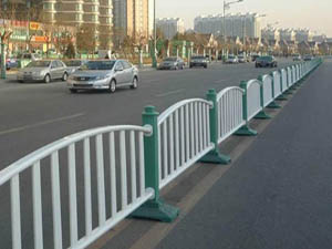 道路（lù）隔離欄