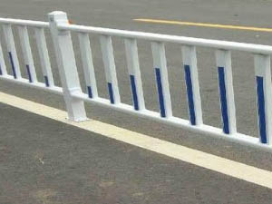 交通護欄